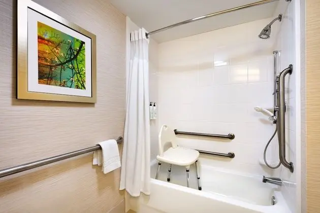 Oda, 2 Çift Kişilik Yatak