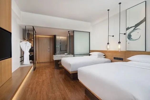 Standard Oda, 2 Çift Kişilik Yatak, Sigara İçilmez, Şehir Manzaralı