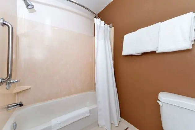 Oda, 1 En Büyük (King) Boy Yatak, Sigara İçilmez