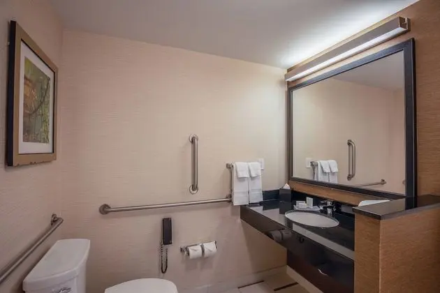 Stüdyo, Birden Çok Yatak (Mobility/Hearing Accessible, Tub)