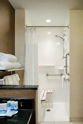 Oda, 1 En Büyük (King) Boy Yatak