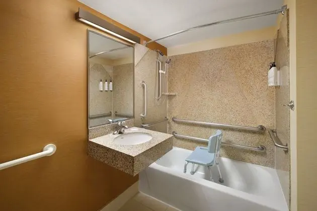 Oda, 1 En Büyük (King) Boy Yatak, Dağ Manzaralı (Mobility Accessible, Tub)