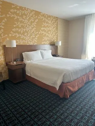 Oda, 1 En Büyük (King) Boy Yatak (Mobility/Hearing Access, Roll-In Shwr)