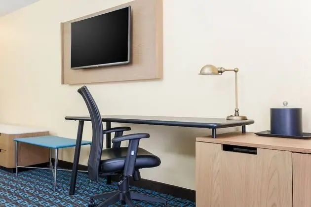 Oda, 1 En Büyük (King) Boy Yatak (Hearing Accessible)