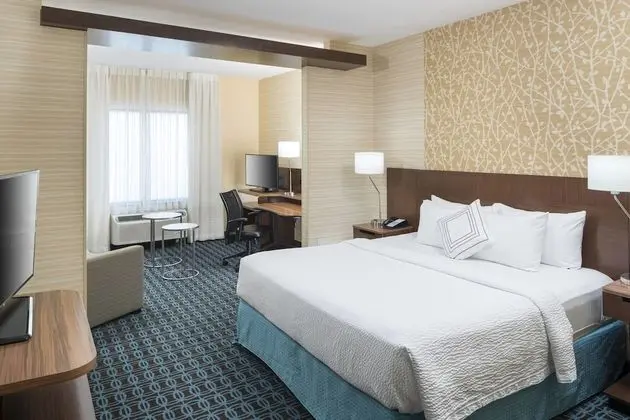 Süit, 1 En Büyük (King) Boy Yatak ve Çekyat (Mobility Accessible, Roll-In Shower)