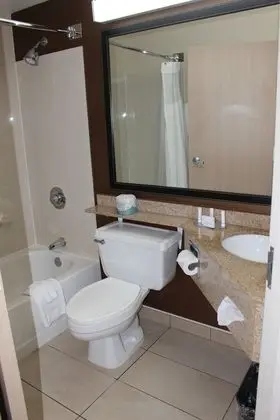 Oda, 2 Çift Kişilik Yatak