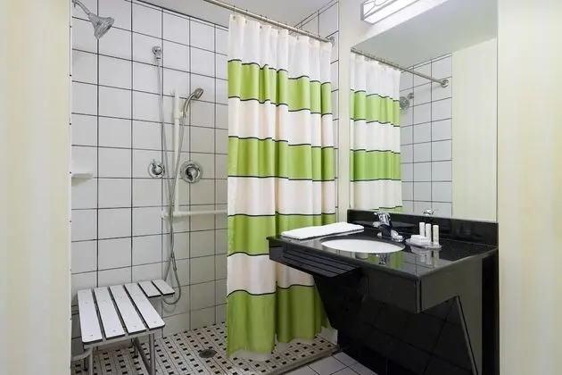 Oda, 2 Çift Kişilik Yatak (Mobility/Hearing Access, Transf Shwr)