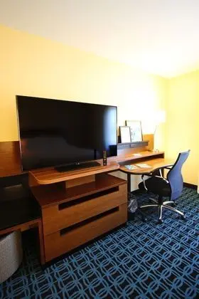 Oda, 2 Büyük (Queen) Boy Yatak