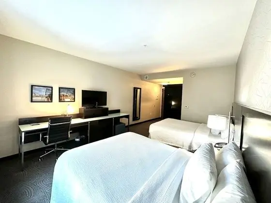 Süit, Birden Çok Yatak, Balkon (Mobility/Hearing Accessible, Tub)