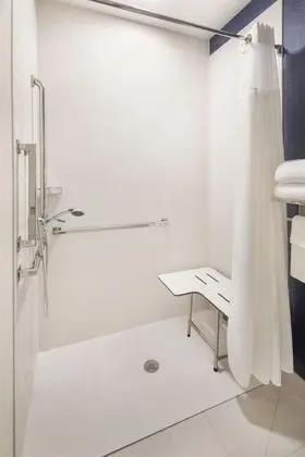 Oda, 1 En Büyük (King) Boy Yatak, Sigara İçilmez, Şehir Manzaralı