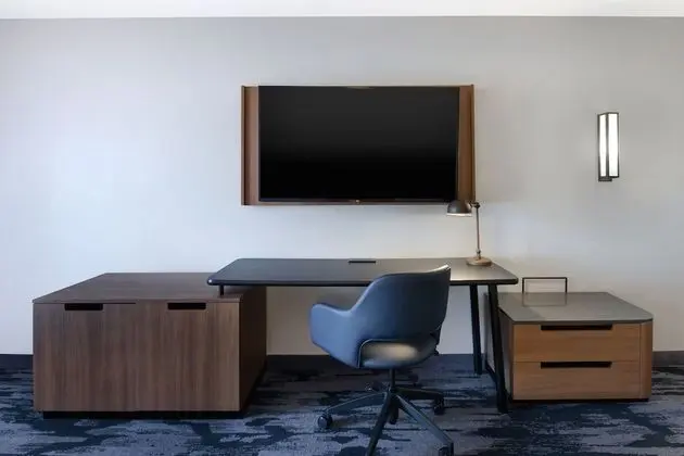 Oda, 1 En Büyük (King) Boy Yatak, Sigara İçilmez