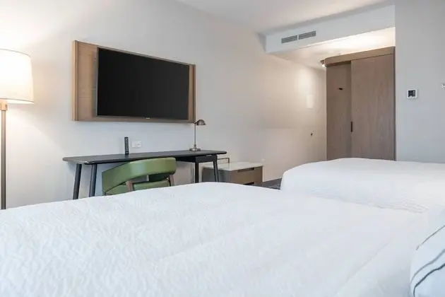 Oda, 2 Büyük (Queen) Boy Yatak, Sigara İçilmez