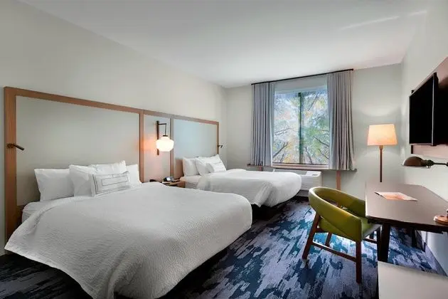 Oda, 2 Büyük (Queen) Boy Yatak, Sigara İçilmez