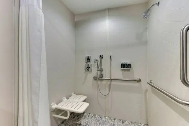 Oda, 1 En Büyük (King) Boy Yatak, Sigara İçilmez