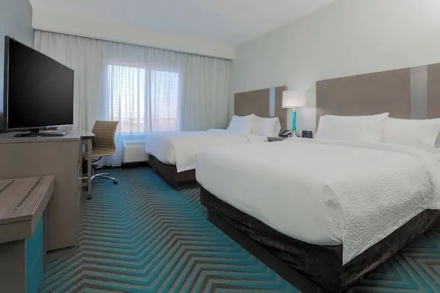 Oda, 2 Büyük (Queen) Boy Yatak, Sigara İçilmez