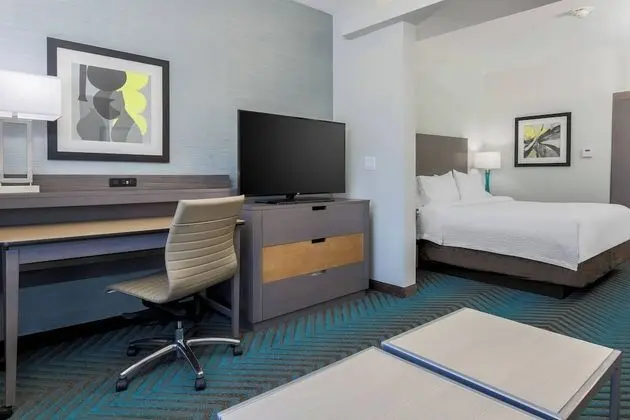 Oda, 2 Büyük (Queen) Boy Yatak, Sigara İçilmez