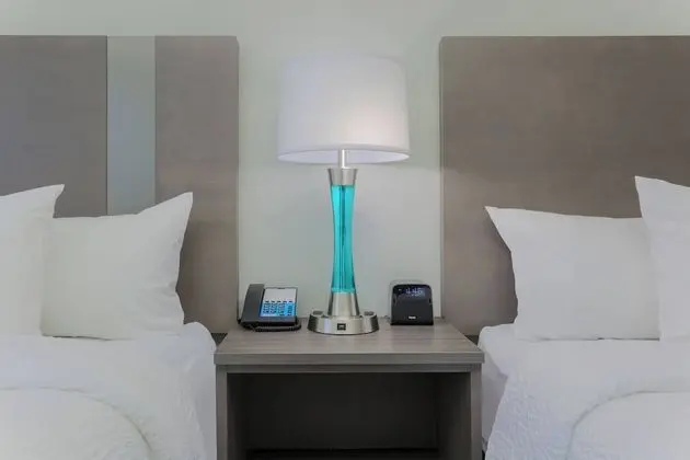 Oda, 2 Büyük (Queen) Boy Yatak, Sigara İçilmez