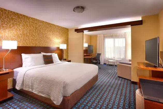 Süit, 1 En Büyük (King) Boy Yatak ve Çekyat (Mobility Accessible, Roll-In Shower)