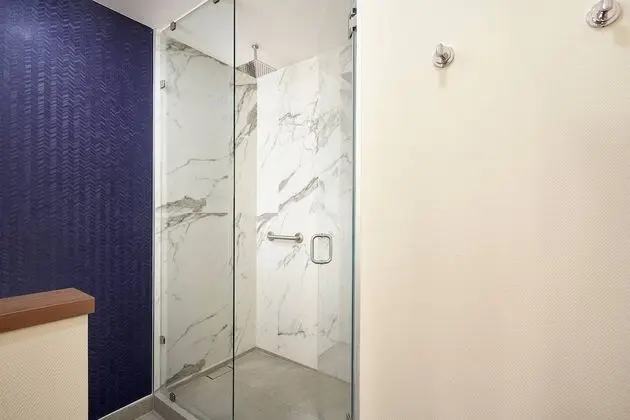 Oda, 1 En Büyük (King) Boy Yatak, Sigara İçilmez, Şehir Manzaralı