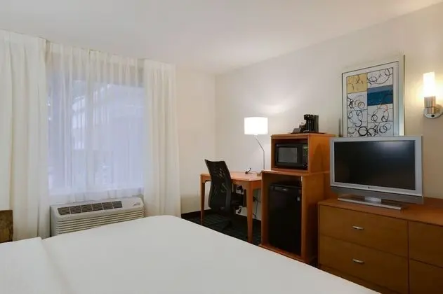 Stüdyo, 1 En Büyük (King) Boy Yatak ve Çekyat (Mobility/Hearing Accessible, Tub)