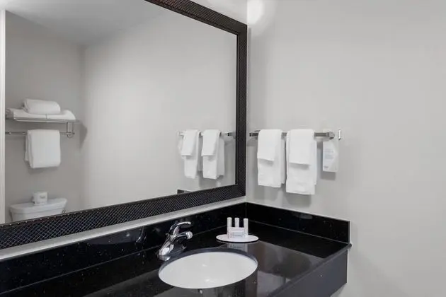 Stüdyo, Birden Çok Yatak (Mobility/Hearing Access, Transf Shwr)