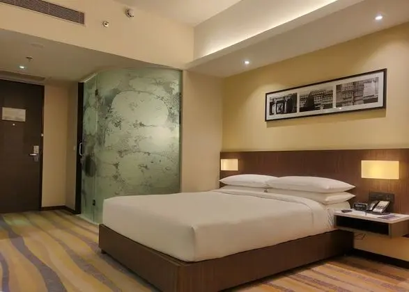 Superior Oda, 1 Büyük (Queen) Boy Yatak, Şehir Manzaralı