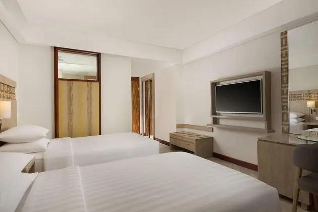 Oda, 2 Tek Kişilik Yatak, Balkon, Havuz Manzaralı (Balcony)