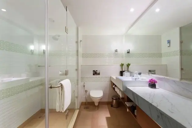 Oda, 2 Tek Kişilik Yatak, Sigara İçilmez, Şehir Manzaralı
