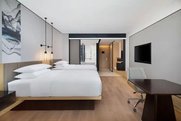 Standard Oda, 2 Çift Kişilik Yatak, Şehir Manzaralı
