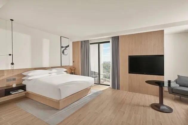 Oda, 1 En Büyük (King) Boy Yatak, Sigara İçilmez, Balkon