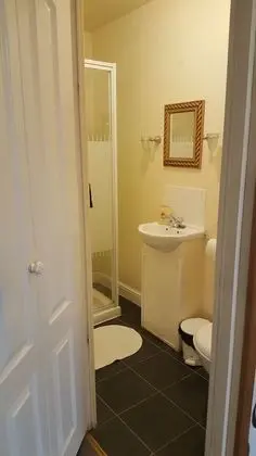 Economy İki Ayrı Yataklı Oda, 2 Tek Kişilik Yatak, Banyolu/Duşlu (2 singles beds - 106)