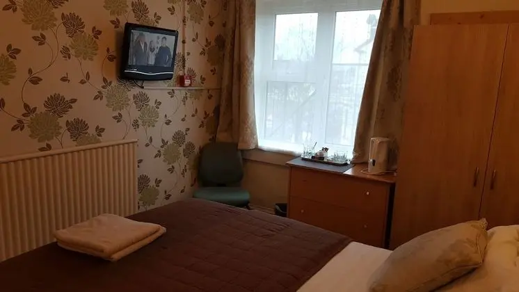 Economy Tek Büyük Yataklı Oda, 1 Çift Kişilik Yatak, Banyolu/Duşlu (104)