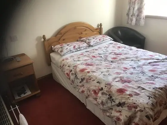 Tek Büyük Yataklı Oda, 1 Çift Kişilik Yatak