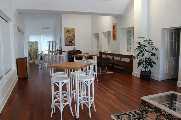 Exclusive Ev, Sigara İçilmez, Şömine