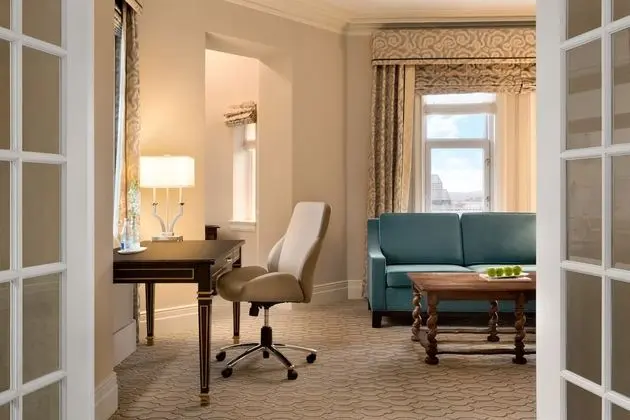 Fairmont Gold, Süit, 1 En Büyük (King) Boy Yatak