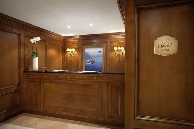 Tek Büyük Yataklı Oda, 2 Çift Kişilik Yatak (Fairmont Gold, City or Interior view)