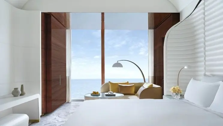 Fairmont Gold, Club Oda, Deniz Manzaralı