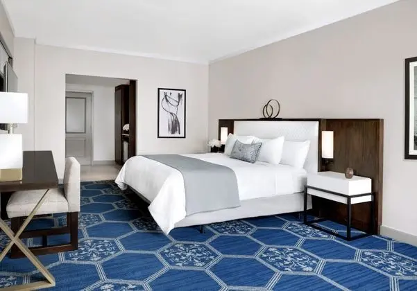 Fairmont, Oda, 1 En Büyük (King) Boy Yatak, Kısmi Deniz Manzarası