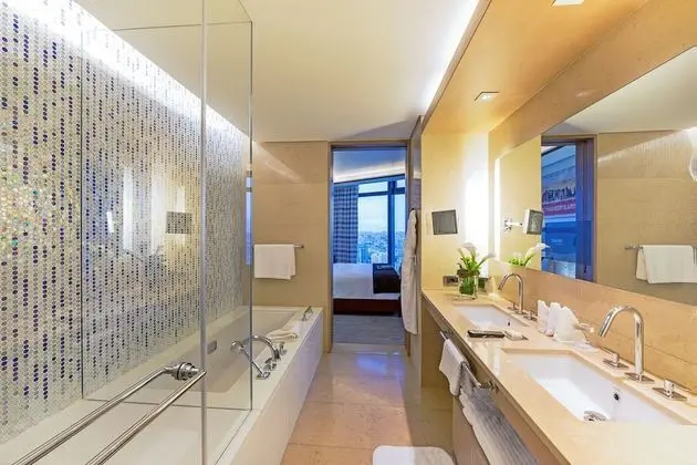 Fairmont Gold, Signature Süit, Deniz Manzaralı