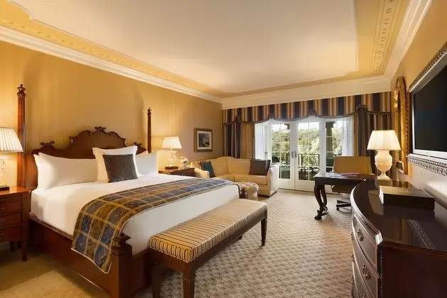Oda, 1 En Büyük (King) Boy Yatak (Fairmont)
