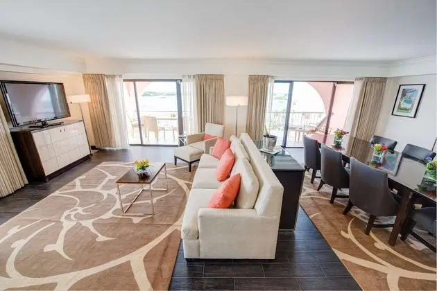 Çatı Katı Süiti (Penthouse), 1 En Büyük (King) Boy Yatak