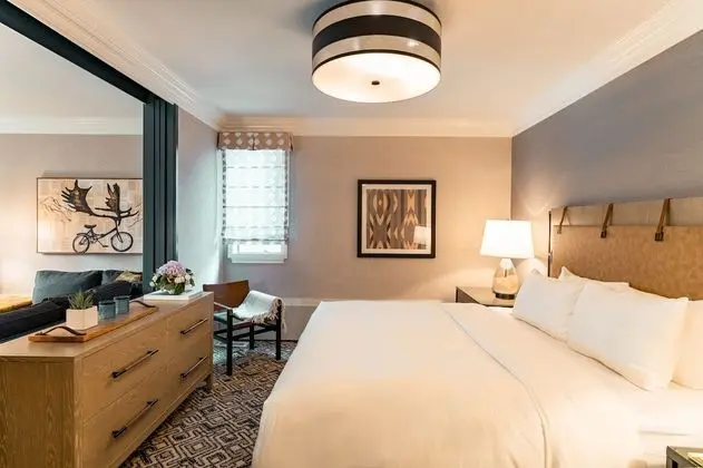 Luxury Süit (2 Double beds, Lakefront)