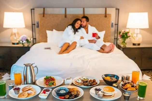 Luxury Süit (2 Double beds, Lakefront)