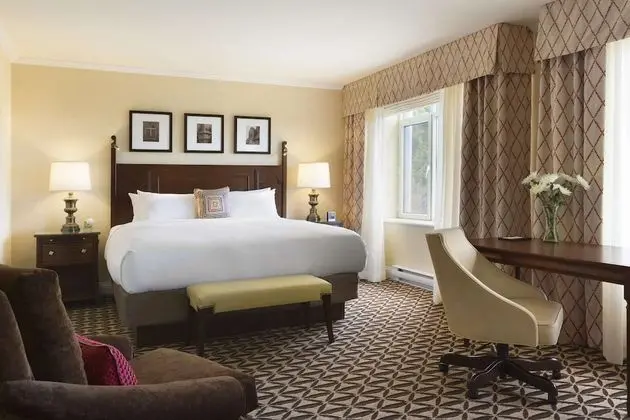 Oda, 1 Büyük (Queen) Boy Yatak, Sigara İçilmez, Manzaralı (Fairmont St. Laurent)