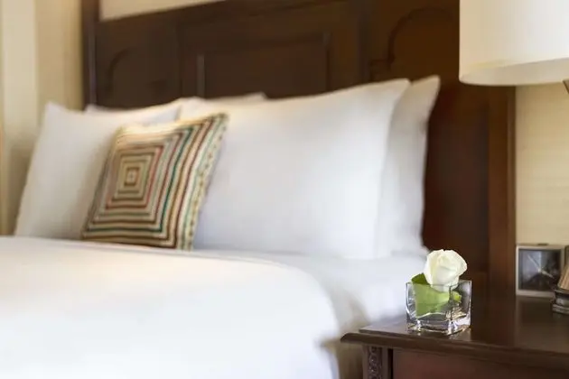 Oda, 1 Büyük (Queen) Boy Yatak, Sigara İçilmez, Manzaralı (Fairmont St. Laurent)