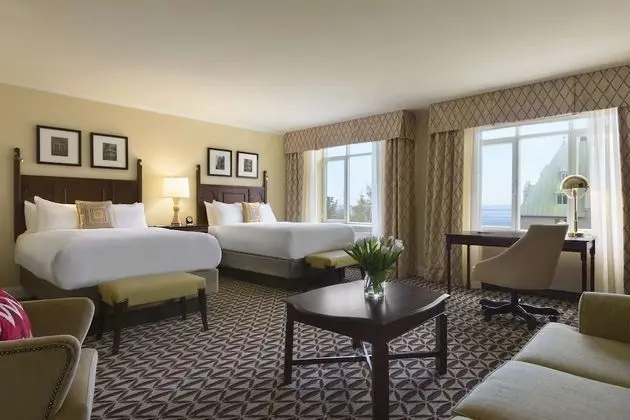 Tek Büyük Yataklı Oda, 1 Çift Kişilik Yatak, Sigara İçilmez, Manzaralı (Fairmont St. Laurent)