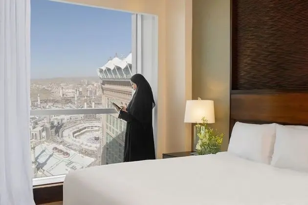 Junior Suite, 1 King Bed (Kaaba)