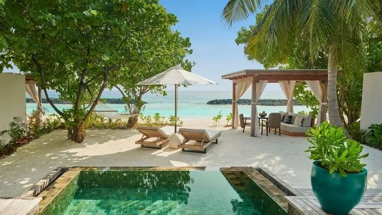 Beach Sunrise Villa with Private Pool (Personal Villa Host)