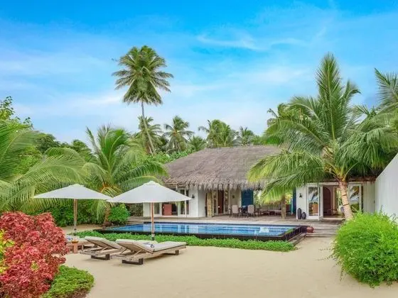 Three Bedroom Beach Sunset Villa with Private Pool (Private Villa Host and Minibar)
