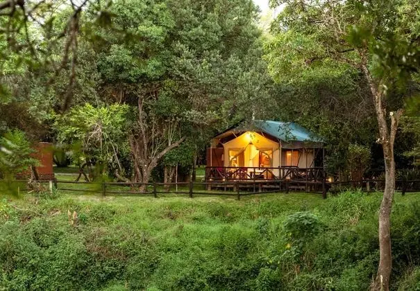 Çadır (Riverfront Tent with Queen Bed)